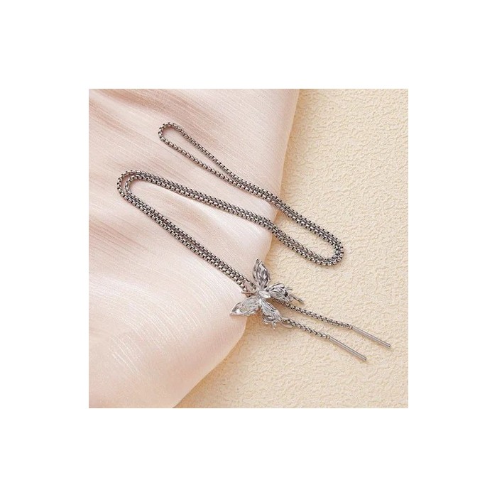 Titanium Steel Niche Luxury Design High-end Rose Petal Butterfly Necklace All-match High-end Cold Style Free Adjustment Necklace