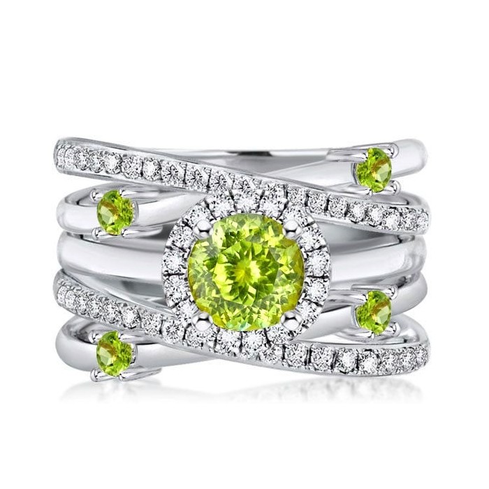 Italo Halo Peridot Round Cut Engagement Rings Sets For Women