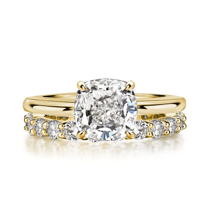 Italo Classic Solitaire Cushion Cut Engagement Rings Sets