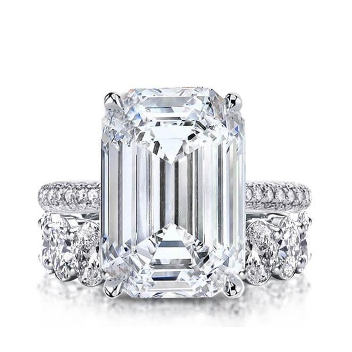 Italo Classic Emerald Created White Sapphire Bridal Set