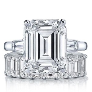 Italo Three Stone Emerald Cut Engagement Rings Sets