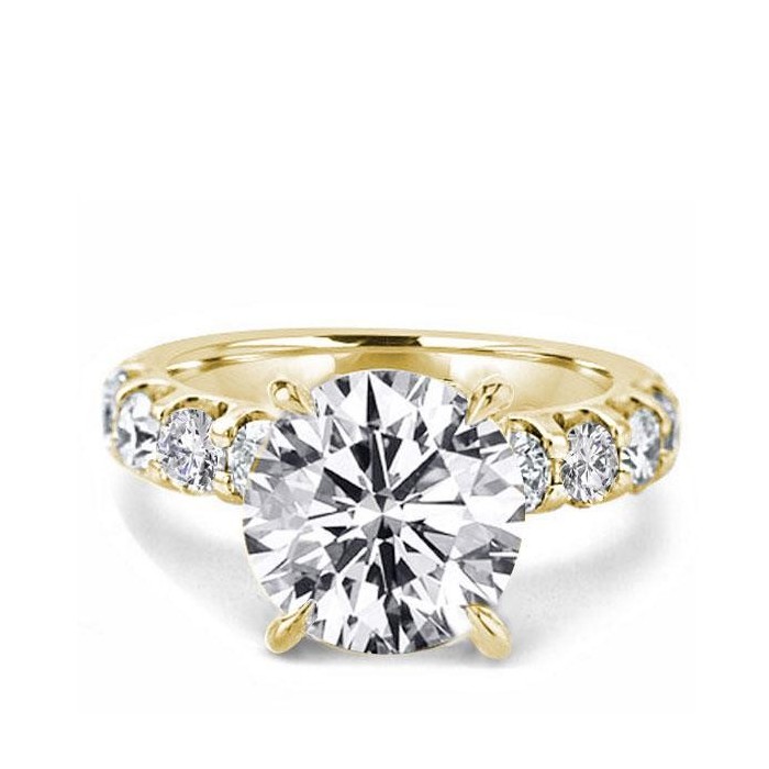 Golden Classic Round Engagement Ring
