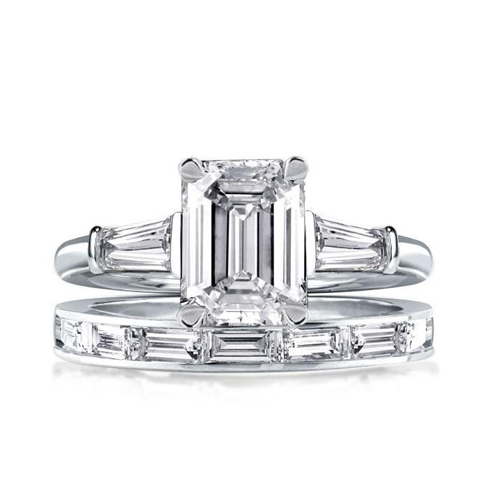 Emerald & Baguette Cut Three Stone Bridal Set