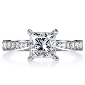 Italo Classic Princess Cut Engagement Ring