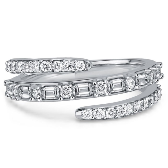Italo Spiral Emerald & Round Cut Wedding Band For Women Anniversary Ring