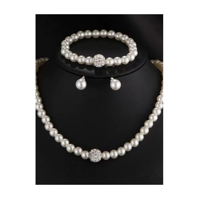 Creative Jewelry Imitation Pearl Necklace Bracelet Earrings Set Three Pieces