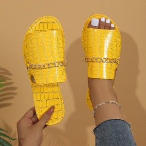 Summer Crocodile Pattern Large Size Outdoor Flat Slippers Women's Metal Chain Fashionable Beach Slippers