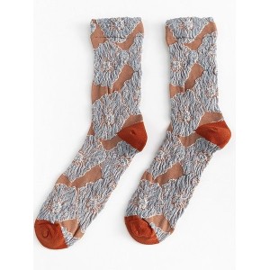 3d Jacquard Embroidered Sweet Pleated Floral Pattern Retro Color-blocked Slouch Socks